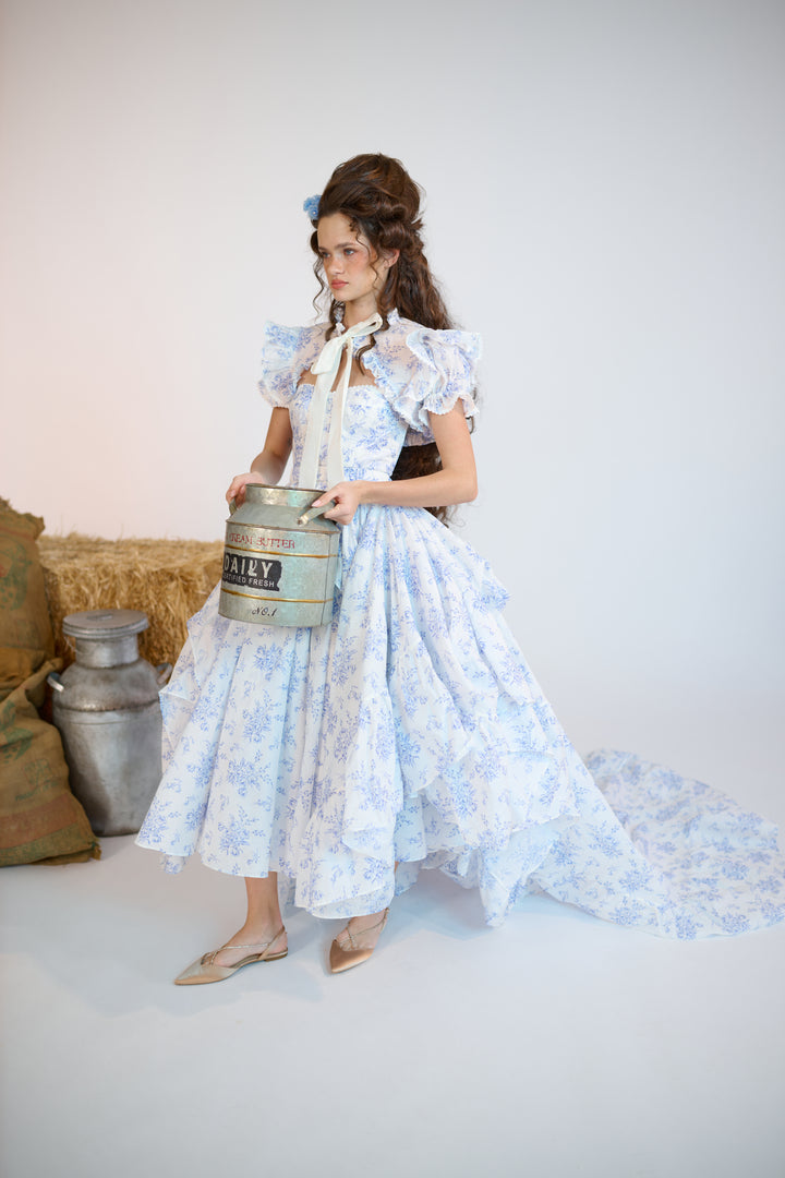 The Duchess Tournure