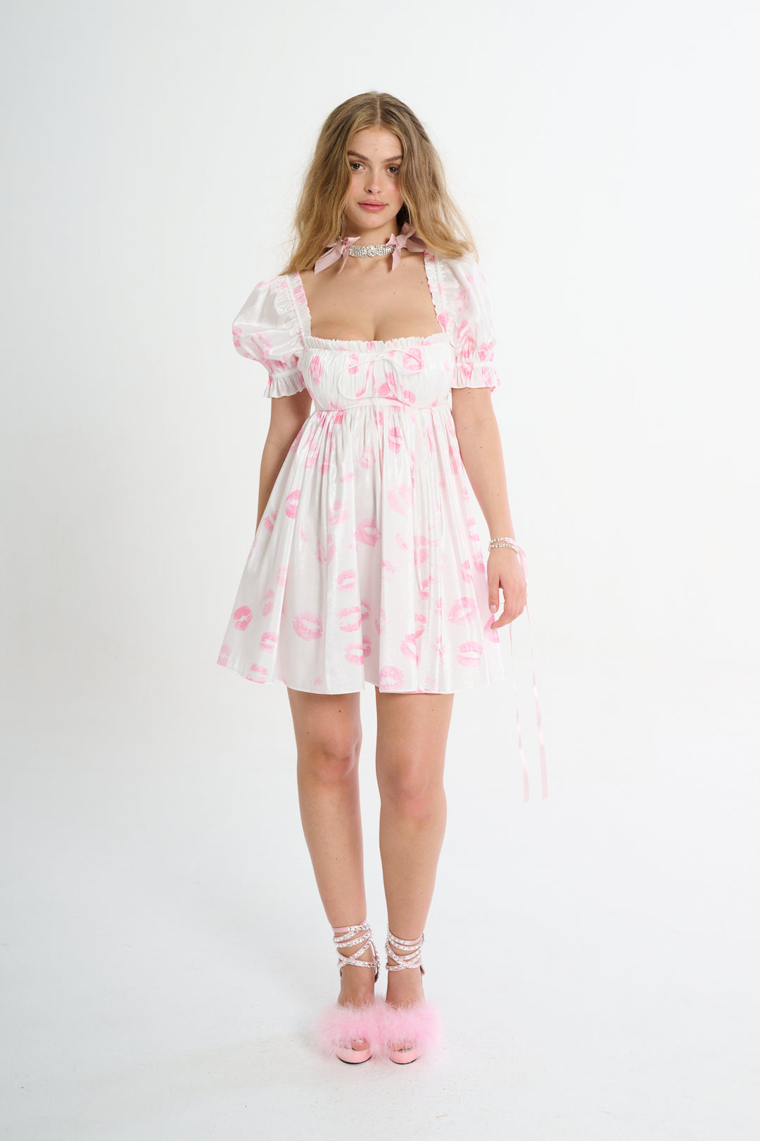 The Kiss on the Lips Bebe Seashell Dress