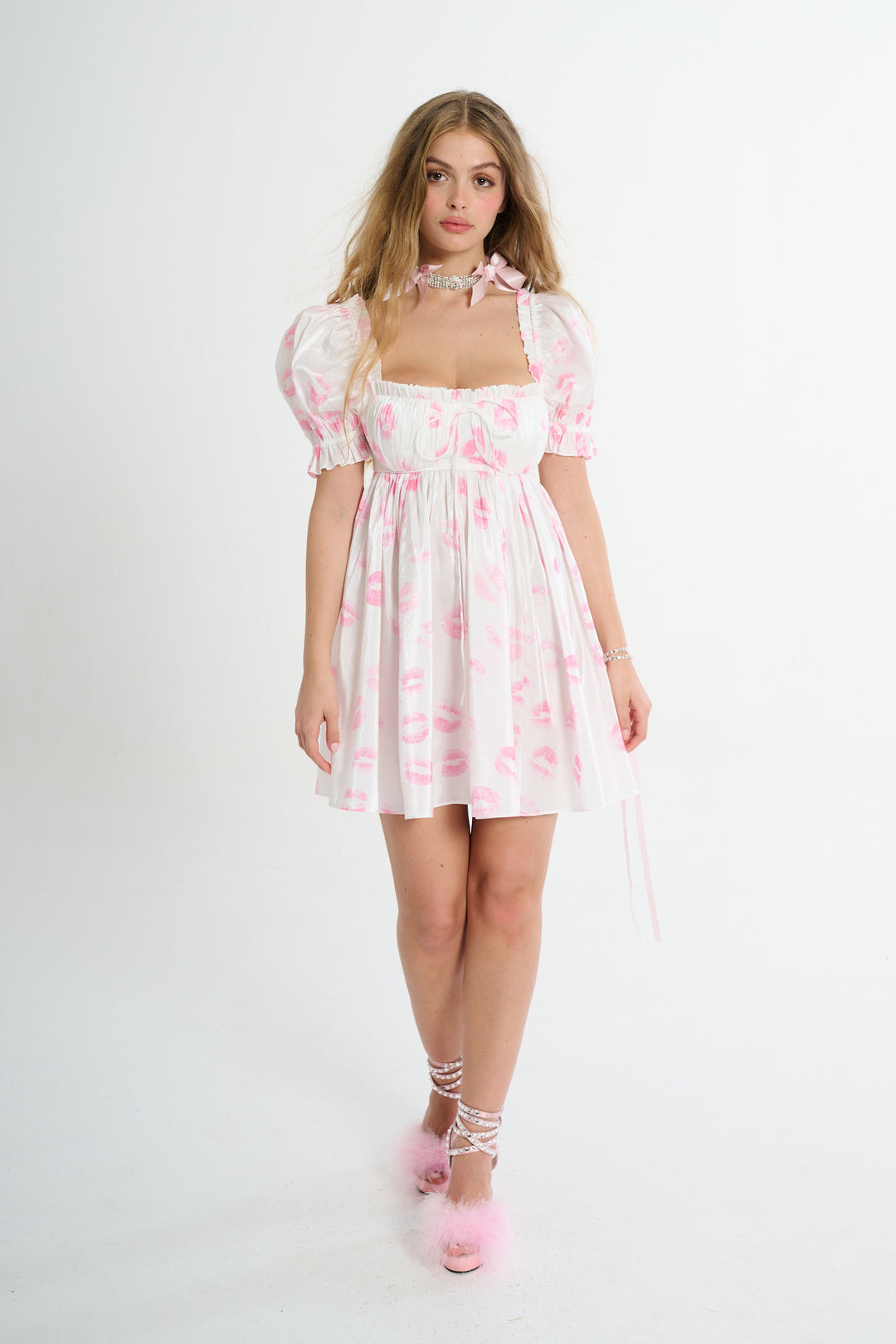 The Kiss on the Lips Bebe Seashell Dress